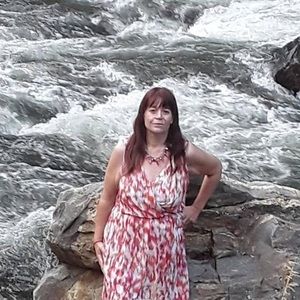 Meet your Posher, Bobbi